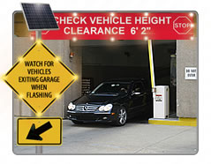 Intelligent warning system for parking garage and lot